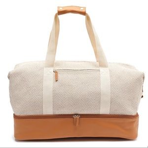 DSW Cream Weekender Bag